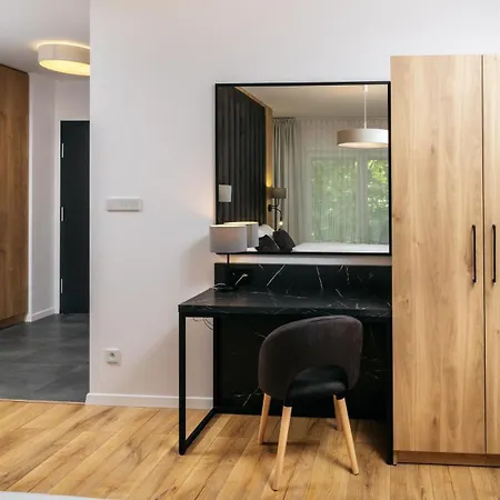 Atal Square, Sun & Snow Apartmán Vratislav